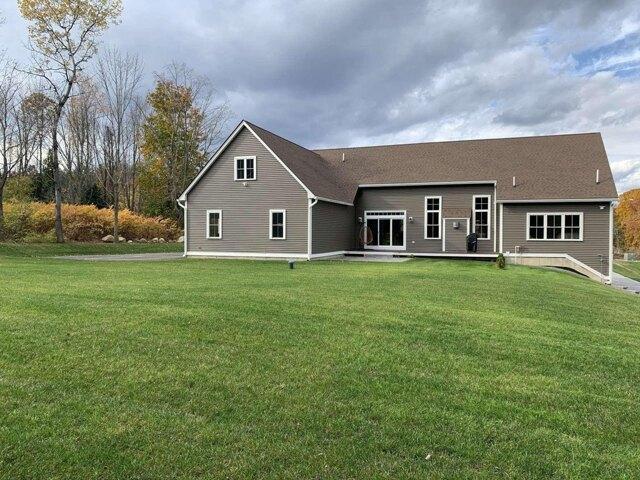 house with 3 bedroom, Hampstead NH ES105384208