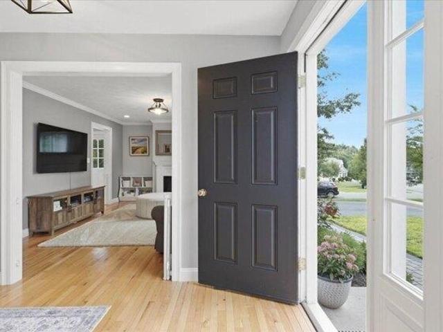 house with 3 bedroom, Hanson MA ES105441217