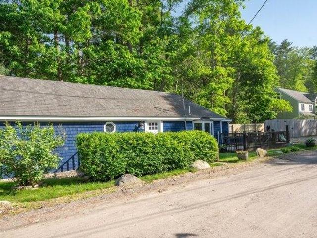 house with 3 bedroom, Hanson MA ES105477777