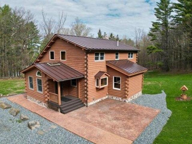 house with 3 bedroom, Hartford VT ES104114690