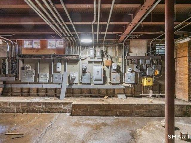 house with 3 bedroom, Hartford CT ES105537452
