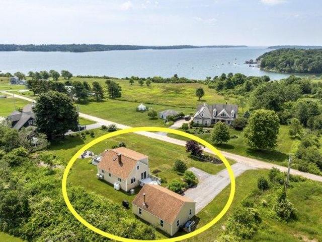 house with 3 bedroom, Harpswell ME ES104852820