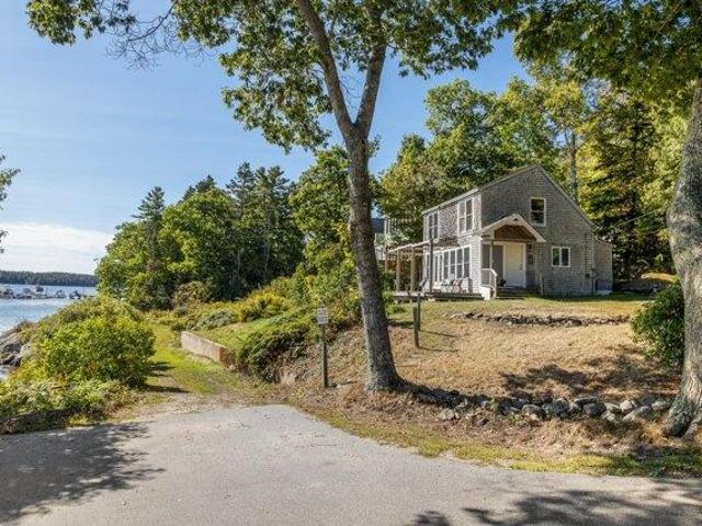 house with 3 bedroom, Harpswell ME ES105680378