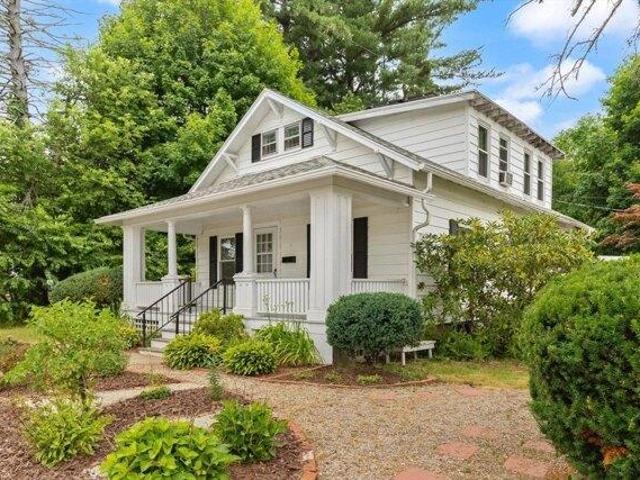 house with 3 bedroom, Haverhill MA ES104264234