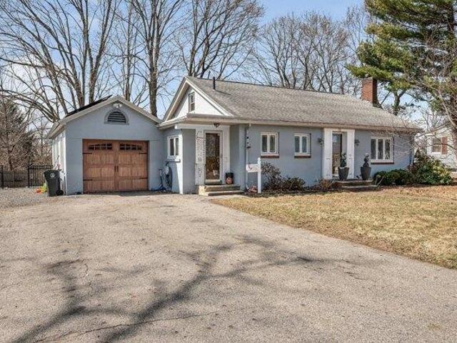 house with 3 bedroom, Haverhill MA ES105475800