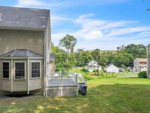 house with 3 bedroom, Haverhill MA ES105493313