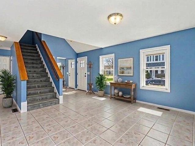 house with 3 bedroom, Haverhill MA ES105514414