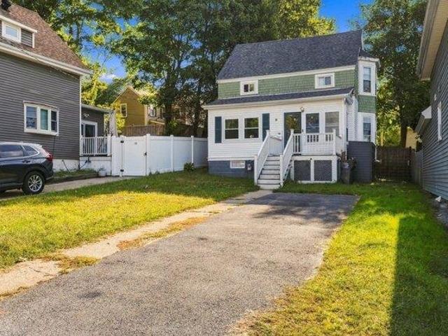 house with 3 bedroom, Haverhill MA ES105579537