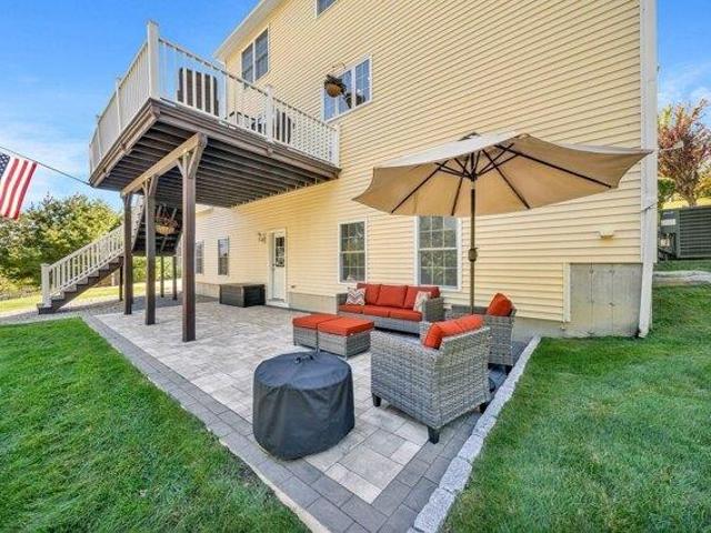 house with 3 bedroom, Haverhill MA ES105632254