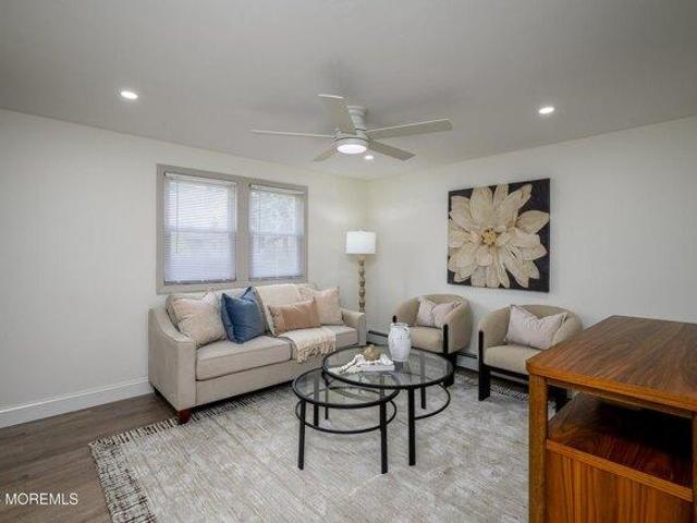 house with 3 bedroom, Helmetta NJ ES105276758