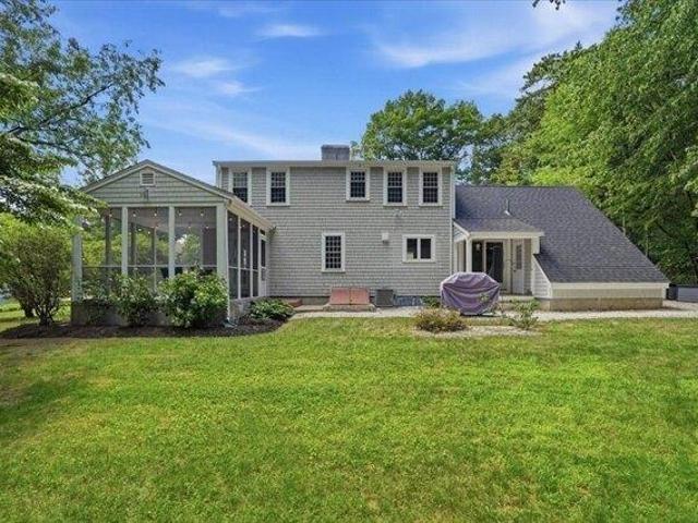 house with 3 bedroom, Hingham MA ES104904628