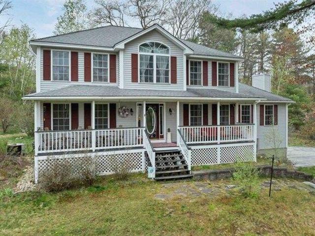 house with 3 bedroom, Hooksett NH DS104233372