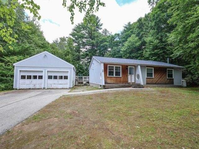house with 3 bedroom, Hooksett NH DS104445765