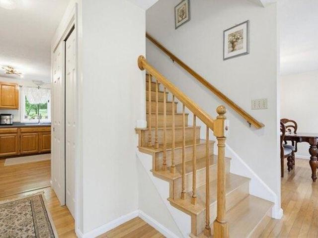 house with 3 bedroom, Hooksett NH ES104410753