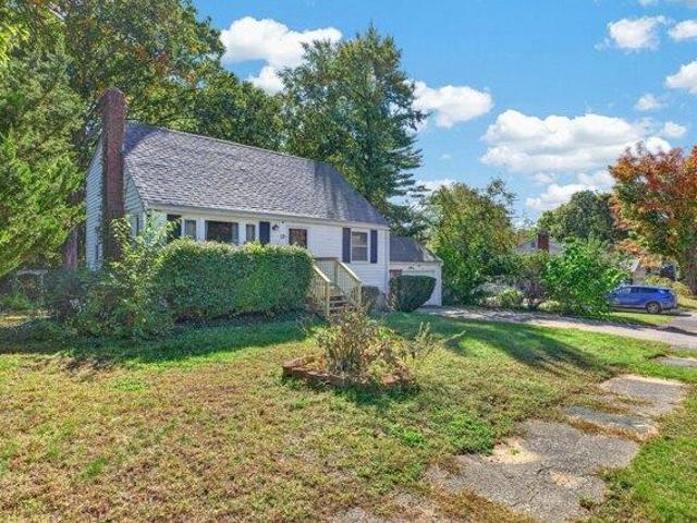 house with 3 bedroom, Holbrook MA ES106177082