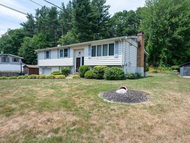house with 3 bedroom, Holden MA ES104443847