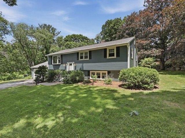 house with 3 bedroom, Holden MA ES104478856