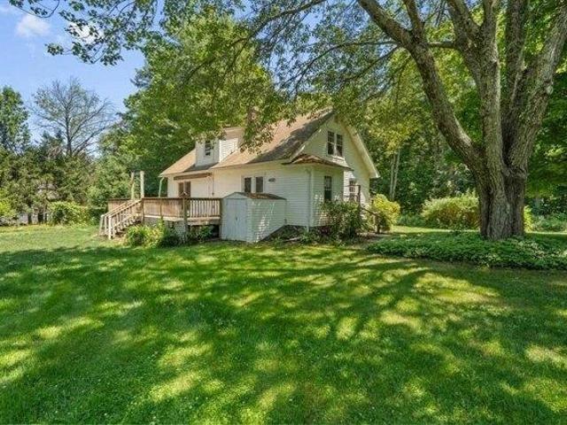 house with 3 bedroom, Holden MA ES104514851