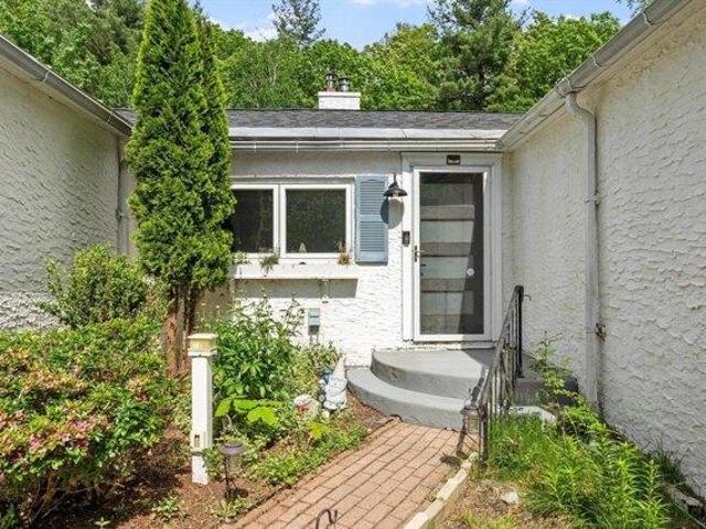 house with 3 bedroom, Holden MA ES105416526