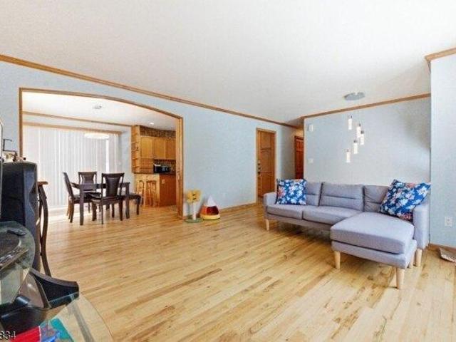 house with 3 bedroom, Hopatcong NJ ES105255241