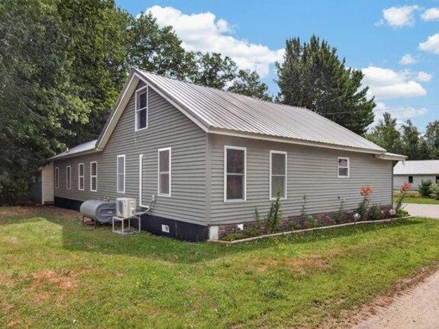 house with 3 bedroom, Howland ME ES105658924