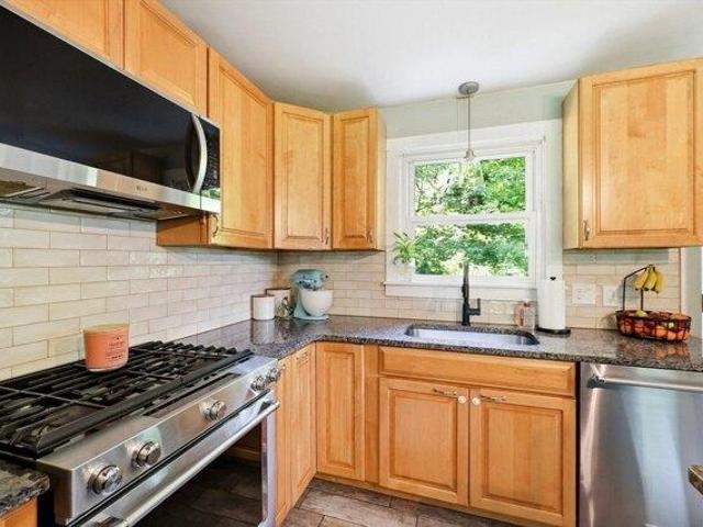 house with 3 bedroom, Huntington MA ES105441067