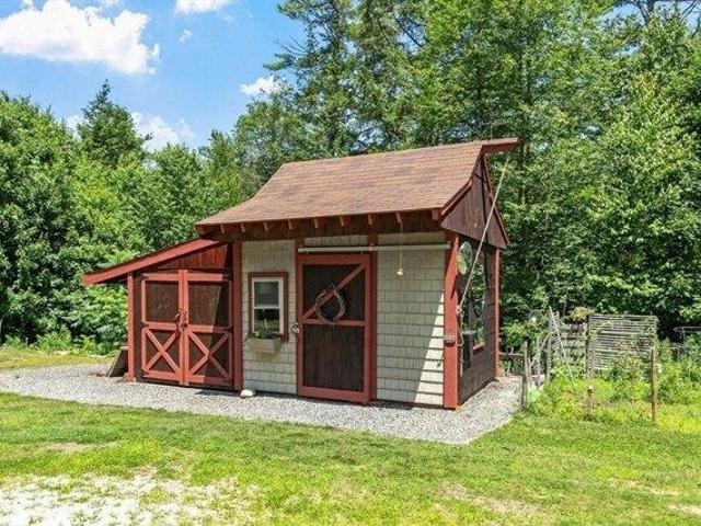house with 3 bedroom, Hubbardston MA ES105353060