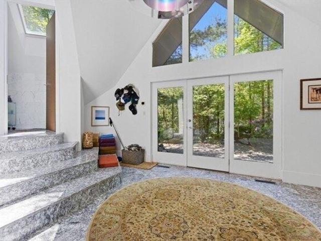 house with 3 bedroom, Hudson MA ES104608008