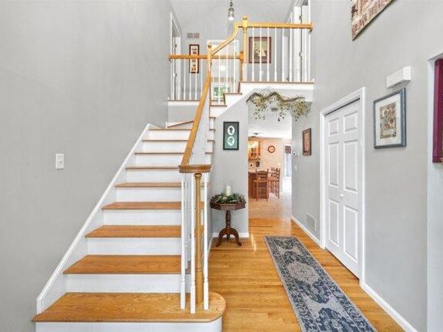 house with 3 bedroom, Hudson NH ES105591068