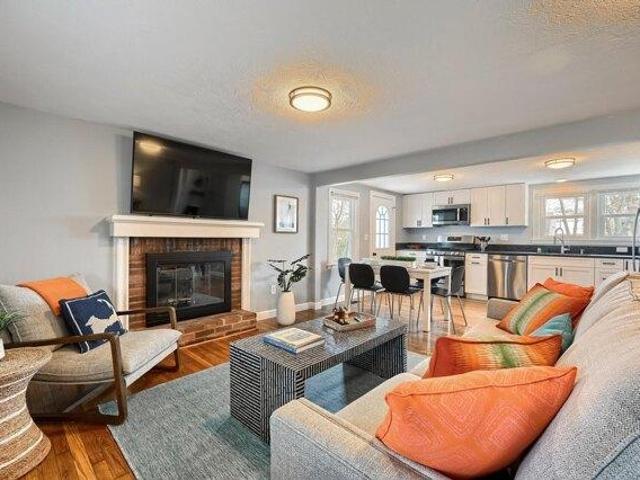 house with 3 bedroom, Hyannis MA ES106049978