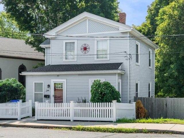 house with 3 bedroom, Ipswich MA ES105402620