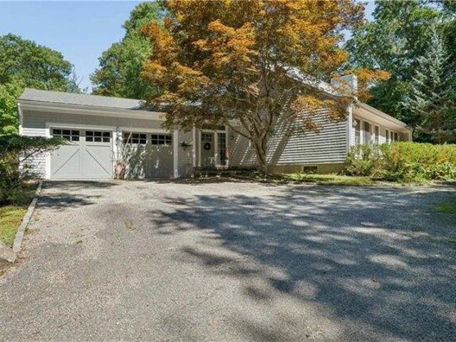 house with 3 bedroom, Jamestown RI ES105534395