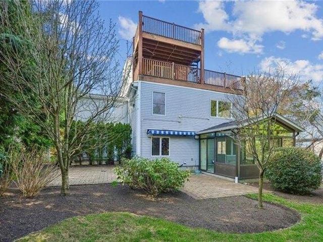 house with 3 bedroom, Jamestown RI ES105682831