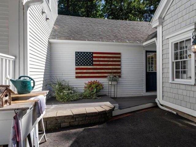 house with 3 bedroom, Kennebunk ME ES105832273