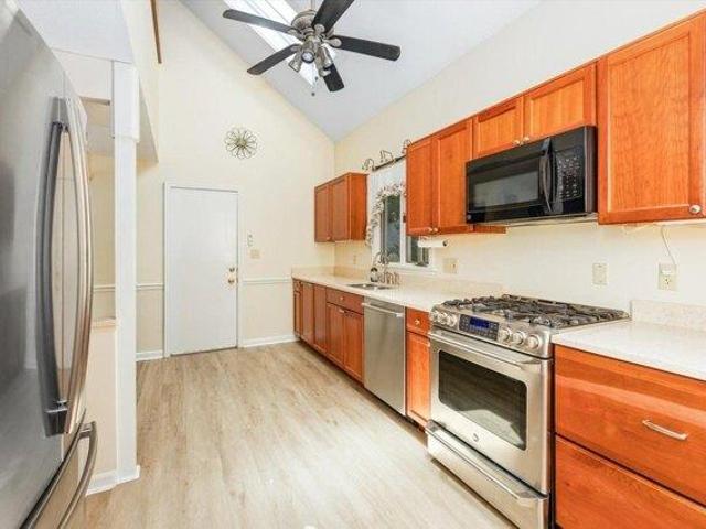 house with 3 bedroom, Keene NH ES105477103