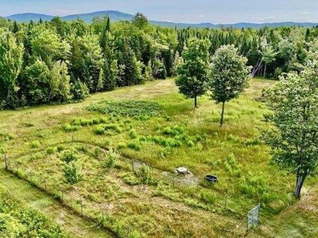 house with 3 bedroom, Kingfield ME ES105887444