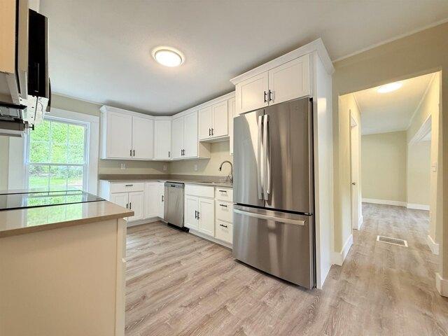 house with 3 bedroom, Kingston NH ES104188619