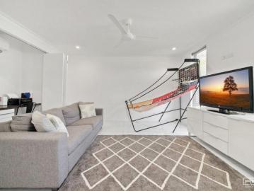 House 3 Bedroom For Rent Lammermoor QLD ES101672492