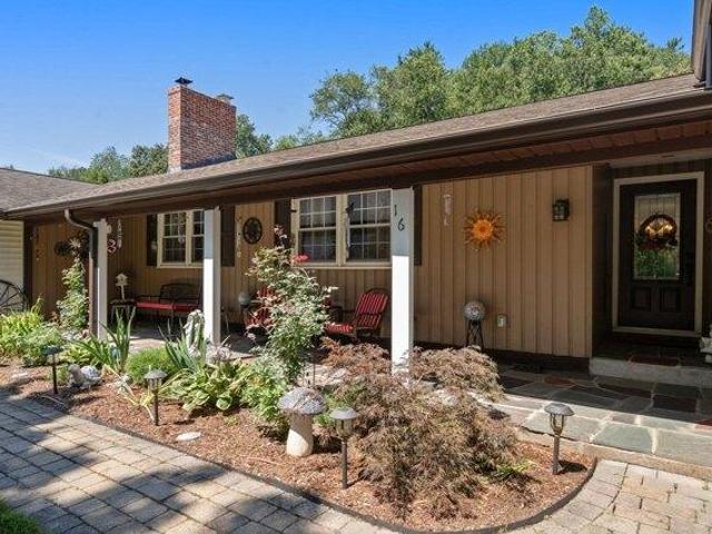 house with 3 bedroom, Lancaster MA ES105341288