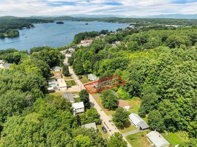 house with 3 bedroom, Laconia NH ES105401573