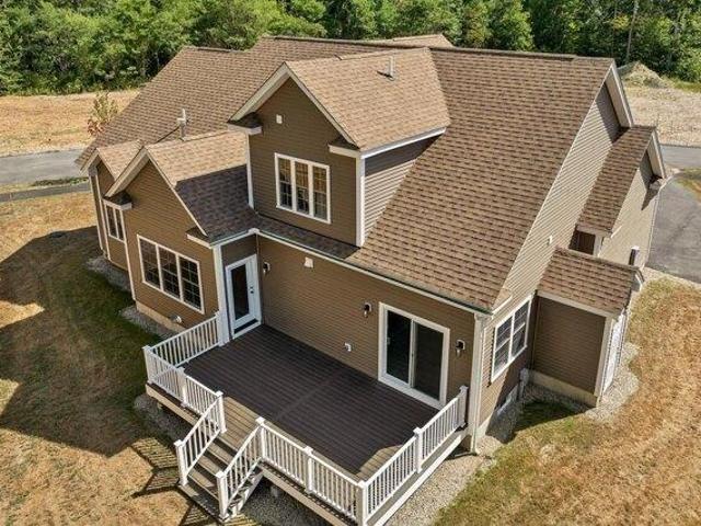 house with 3 bedroom, Laconia NH ES105417050