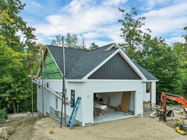 house with 3 bedroom, Laconia NH ES105663019