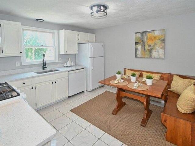house with 3 bedroom, Lawrence MA ES104607108