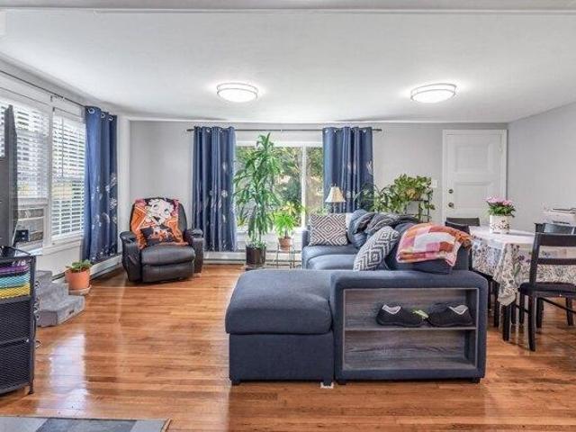 house with 3 bedroom, Lawrence MA ES105532955