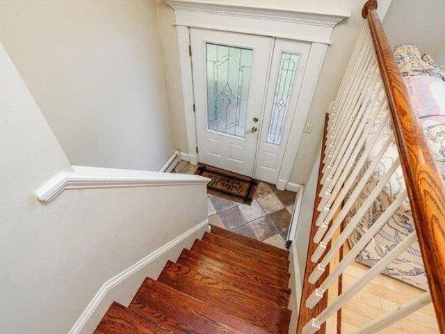 house with 3 bedroom, Leominster MA ES104332821