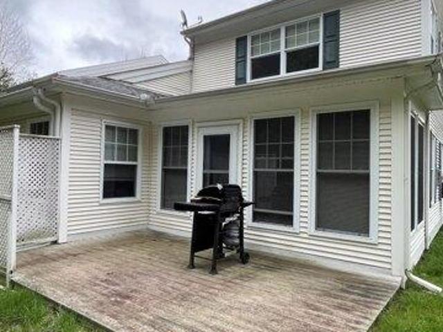 house with 3 bedroom, Lebanon NH ES104479797