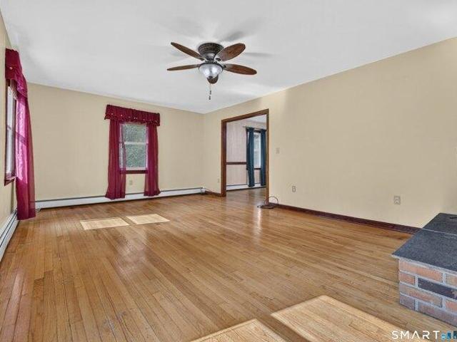 house with 3 bedroom, Ledyard CT ES105279664