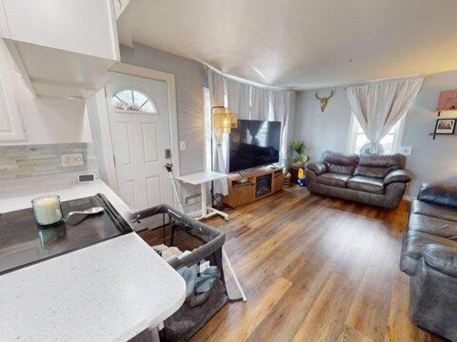house with 3 bedroom, Lewiston ME ES105722798