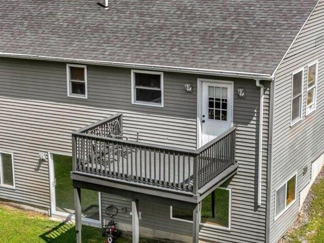 house with 3 bedroom, Livermore ME ES105662135