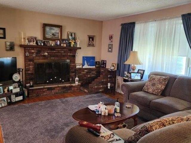 house with 3 bedroom, Londonderry NH ES104512461